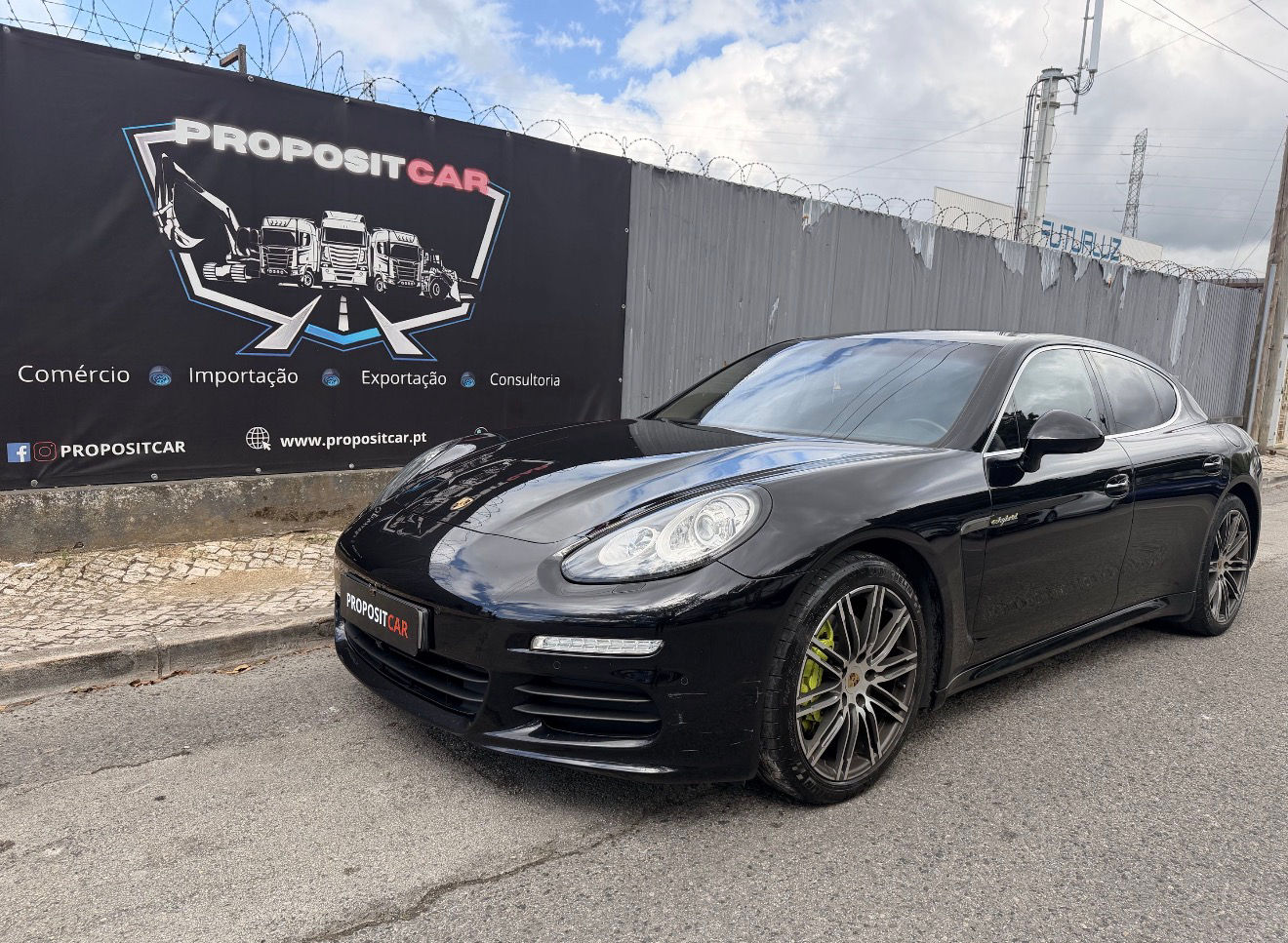 PORSCHE PANAMERA HÍBRIDO EXCELENTE ESTADO 2017