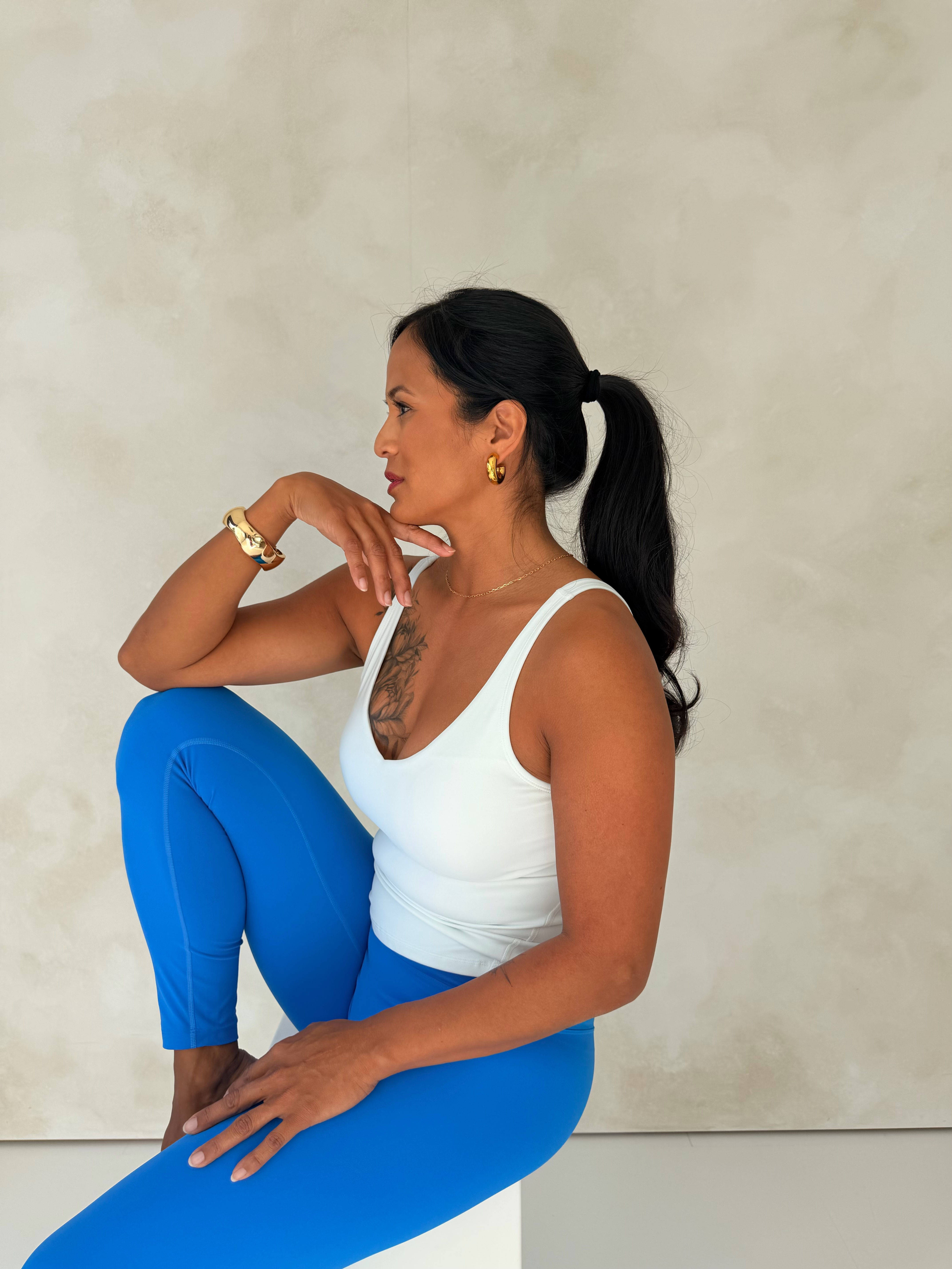 ESSENTIAL LEGGINGS – CAPRI BLUE