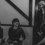 Owner Stef reviews 2025 for her Un-Traditional Wedding business, detailing creative wins, dealing with anxiety, and finding their perfect clients.