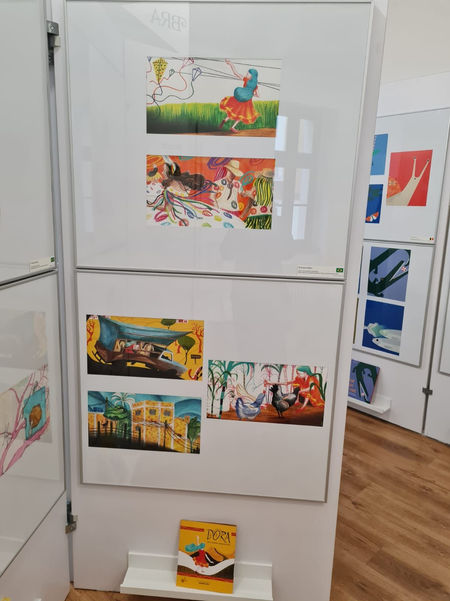 Foto na Bienal Internacional de Ilustração da Brastislava.