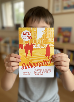 Firefly_Gemini Flash_présenter ce flyer dans les mains d'un enfant 892277.png