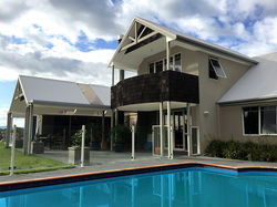 Plummers Point, New Zealand, Shingles & Plaster