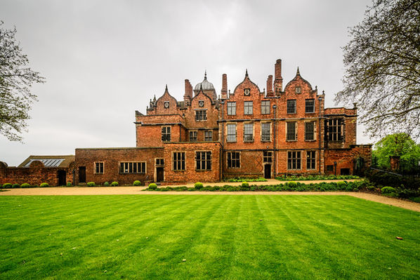 aston-hall-and-gardens--andrew-callow-flickr.jpeg