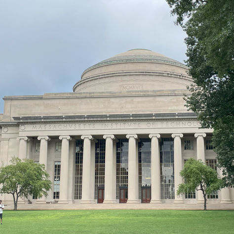 College Visit: MIT