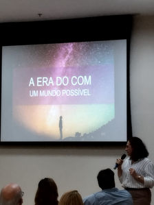 Palestra "A Era do Com" com Ane Kieling: