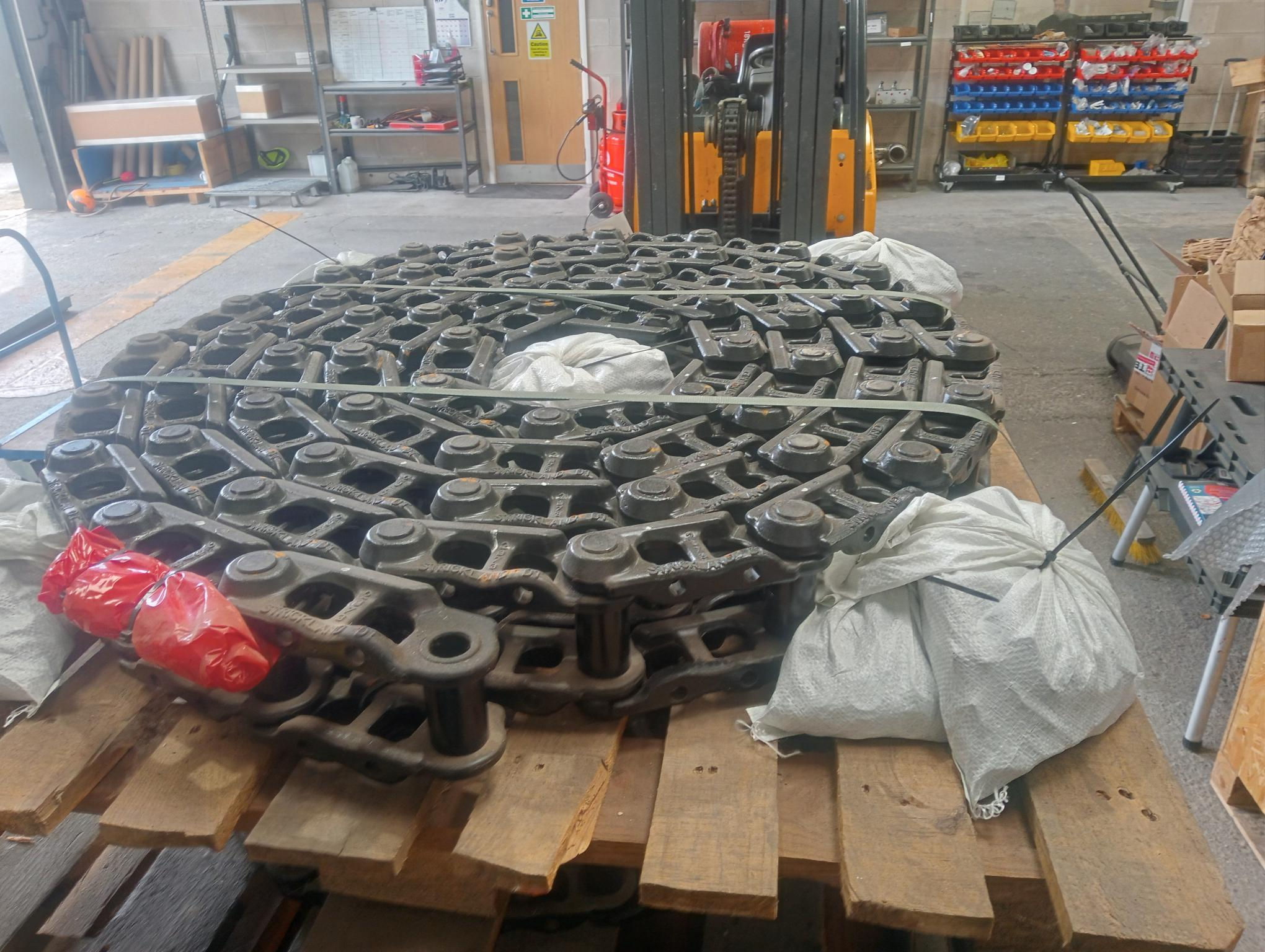 13.05.0062 CHAIN | TEREX FINLAY®