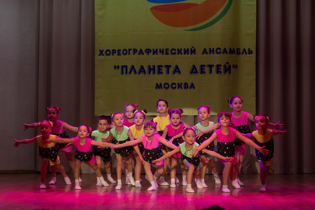 Мы маленькие дети-нам хочется гулять