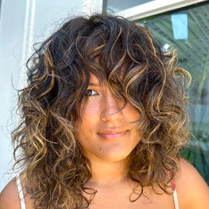 DRY CURLY CUT