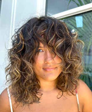 DRY CURLY CUT