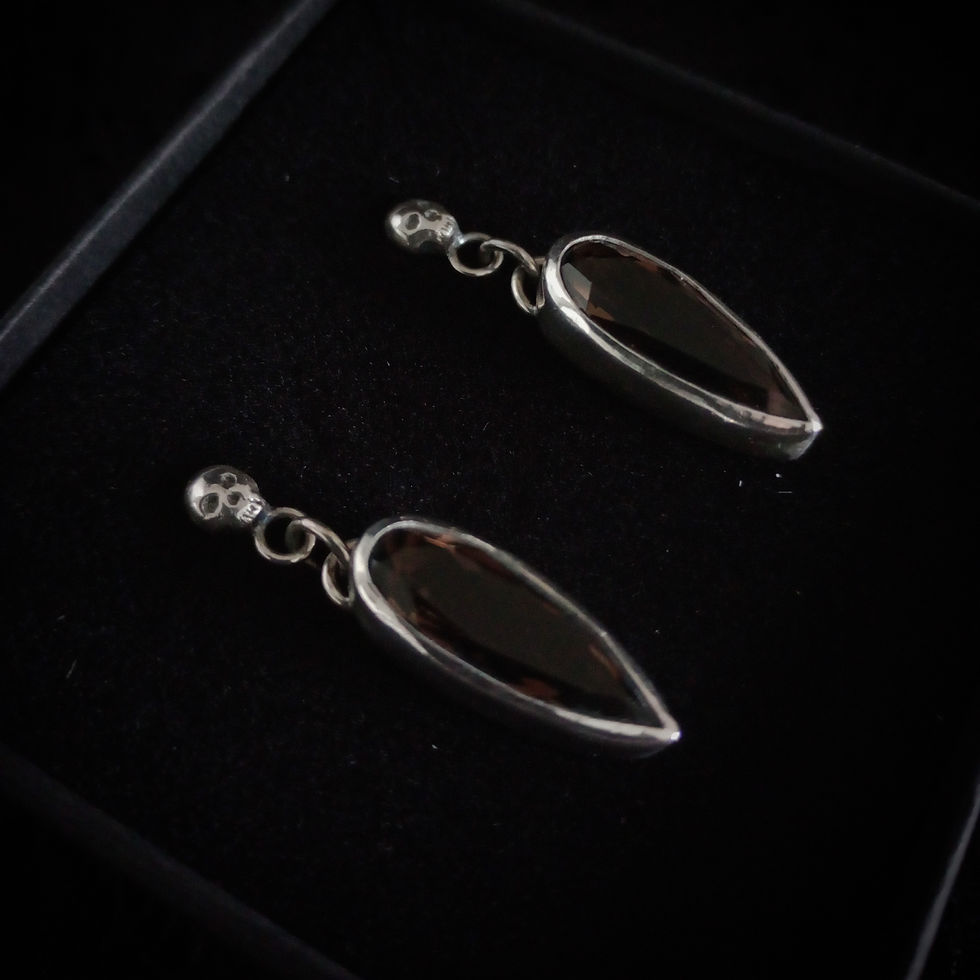 Thumbnail: Dark Secret Earrings