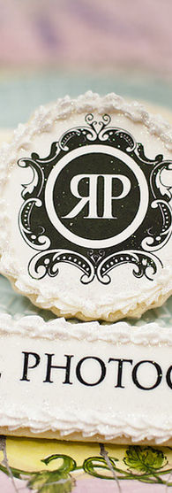 Cookie with Rowell Photography logo