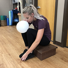 Seated Balloon 2.jpg