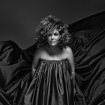 Maria Rita leva turnê “Redescobrir Vol. 2” a São Paulo em 15 de agosto