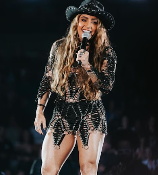 Lauana Prado fará participação em “Ensaios da Anitta” neste domingo em Ribeirão Preto