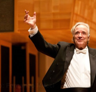 João Carlos Martins e Orquestra Bachiana SESI-SP se apresentam no Auditório do MASP