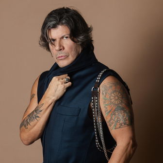 Paulo Ricardo estreia turnê "REINVENTAR" em São Paulo; últimos ingressos estão à venda