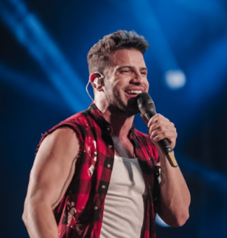 Ávine Vinny se apresenta em Patos (PB) nesta quinta-feira (28)