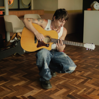 Di Ferrero apresenta show acústico e intimista no Teatro Bradesco