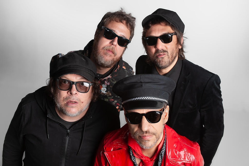 Cachorro Grande anuncia show em Porto Alegre para celebrar 25 anos do álbum de estreia
