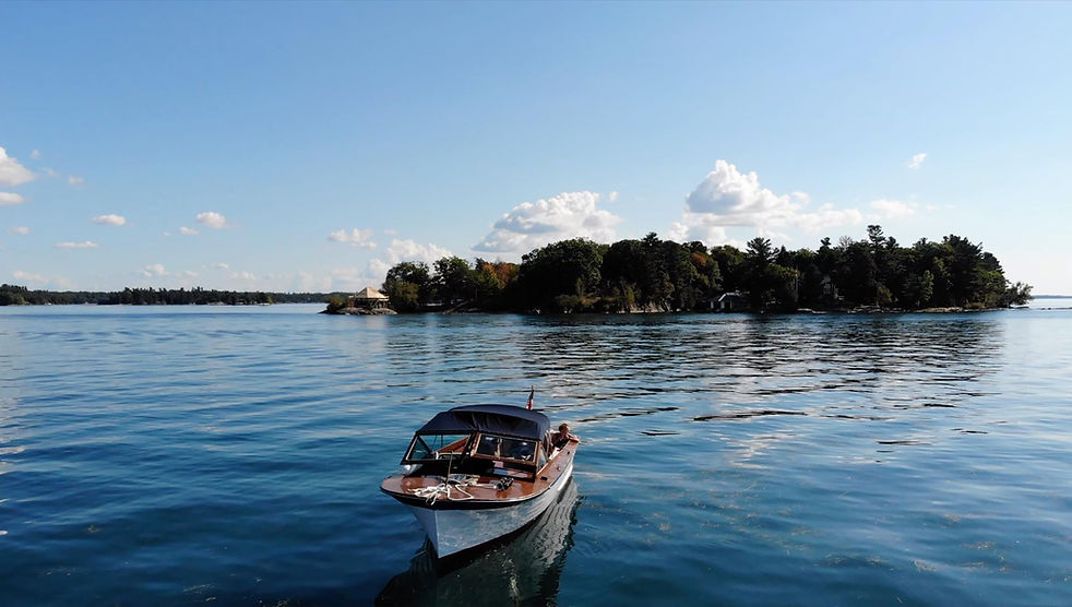header_boat.jpg