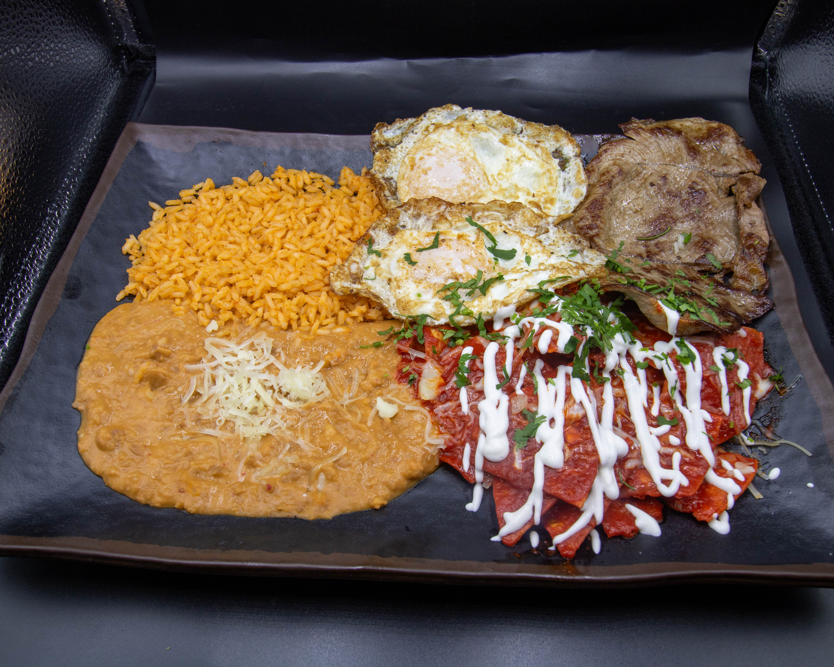 Chilaquiles Rojos o Verdes