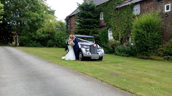Wedding Car Hire Retford.jpg