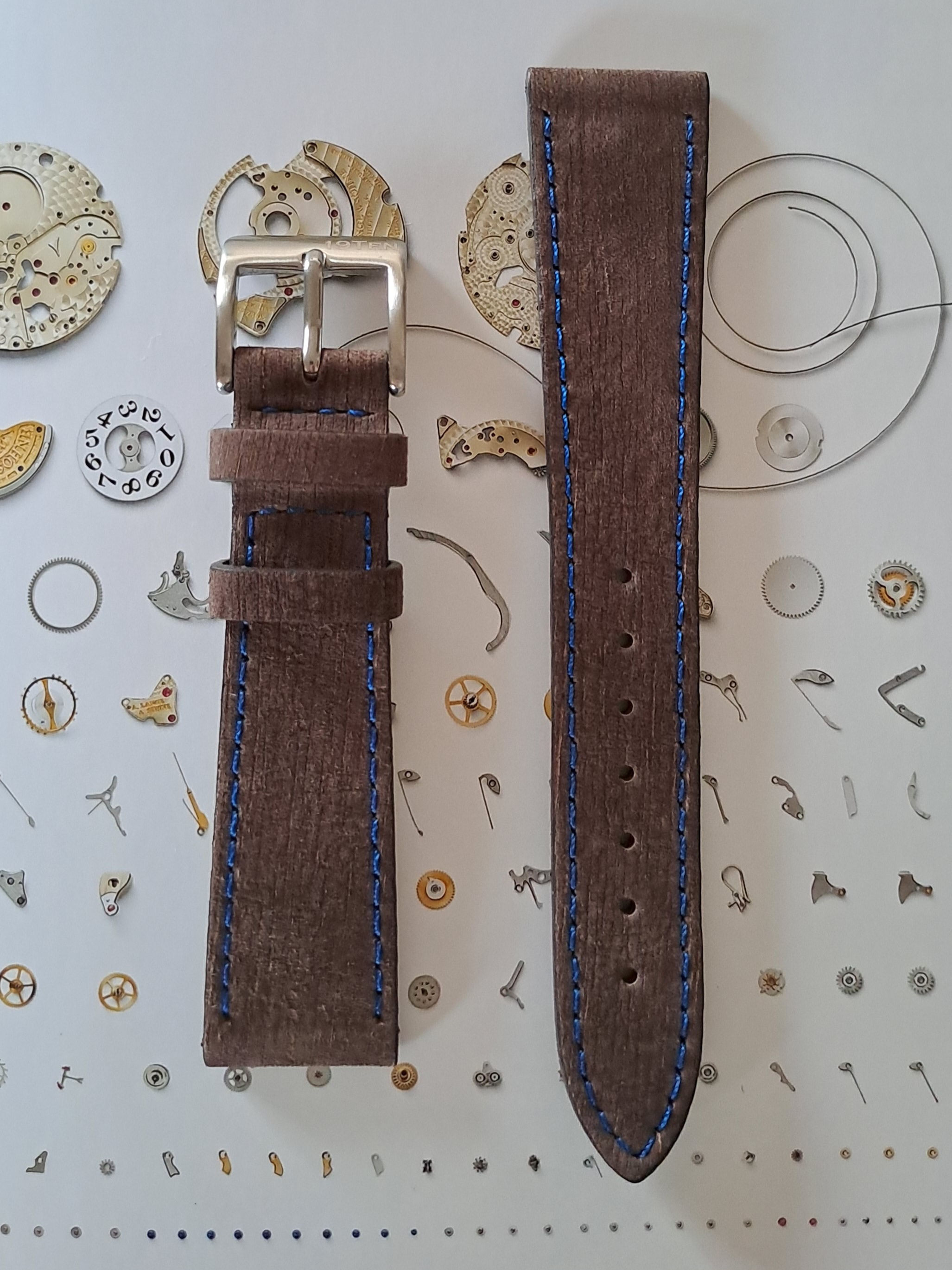 NUBUCK BROWN 20mm Blue Stitching