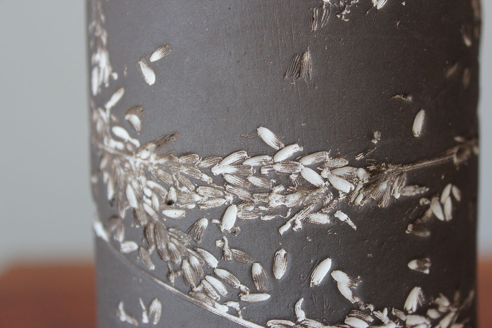 Thumbnail: Black and white vase