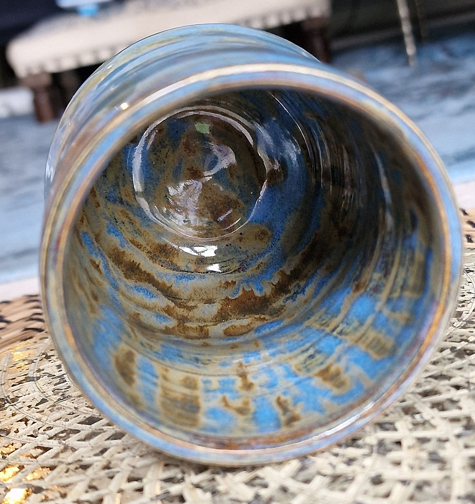 Thumbnail: Small blue vase