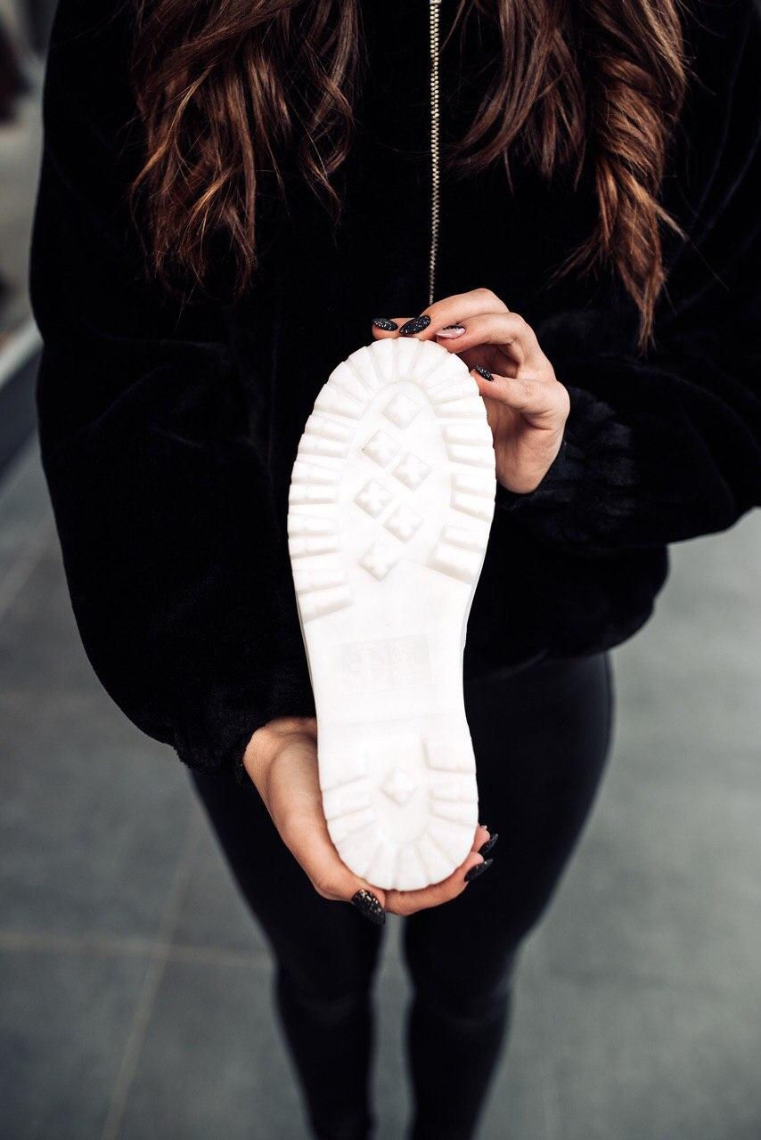 Прев'ю: Dr.Martens 2976 Chelsea “WHITE” ХУТРО