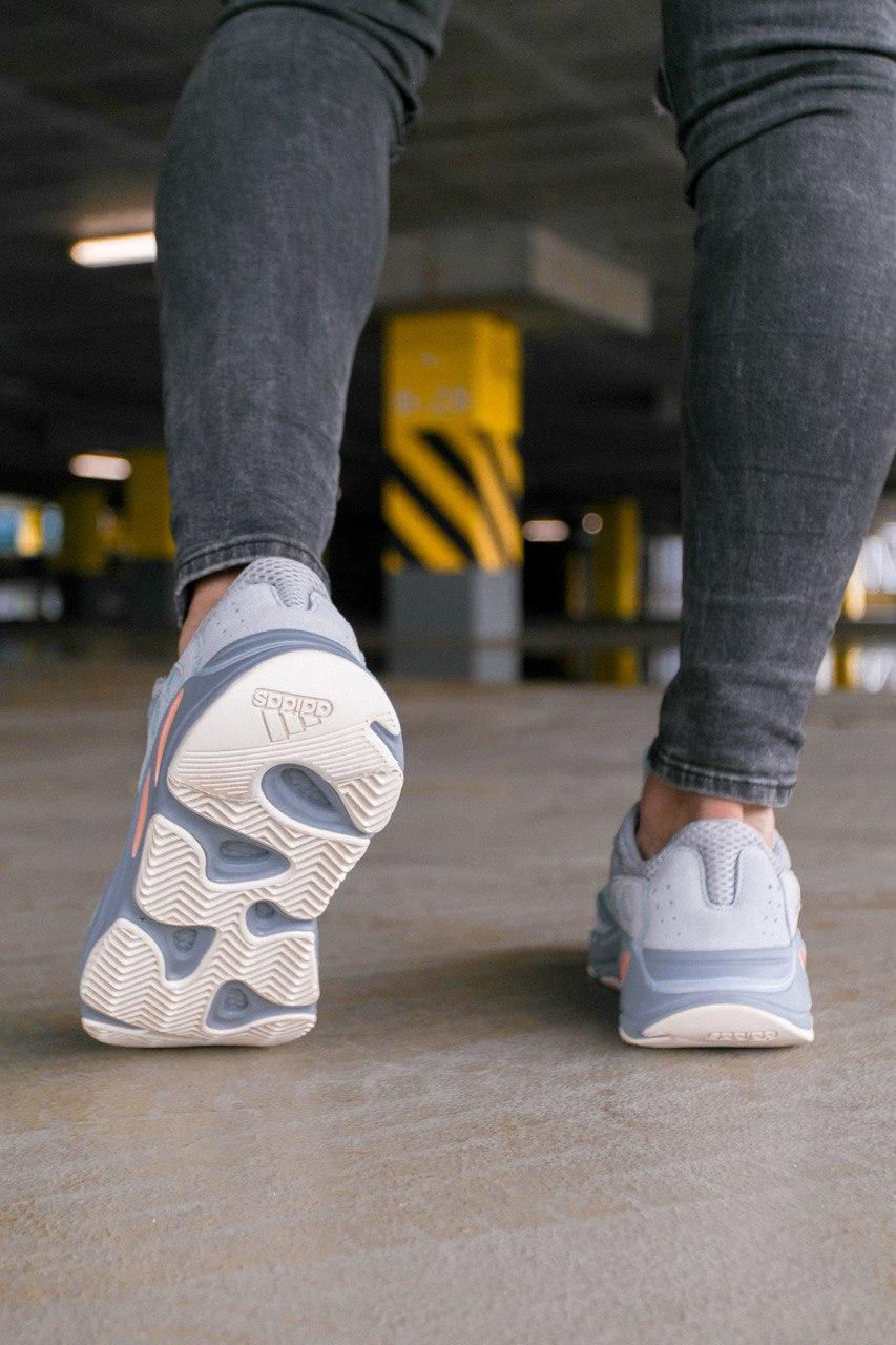Прев'ю: YEEZY BOOST 700 Inertia "Grey"