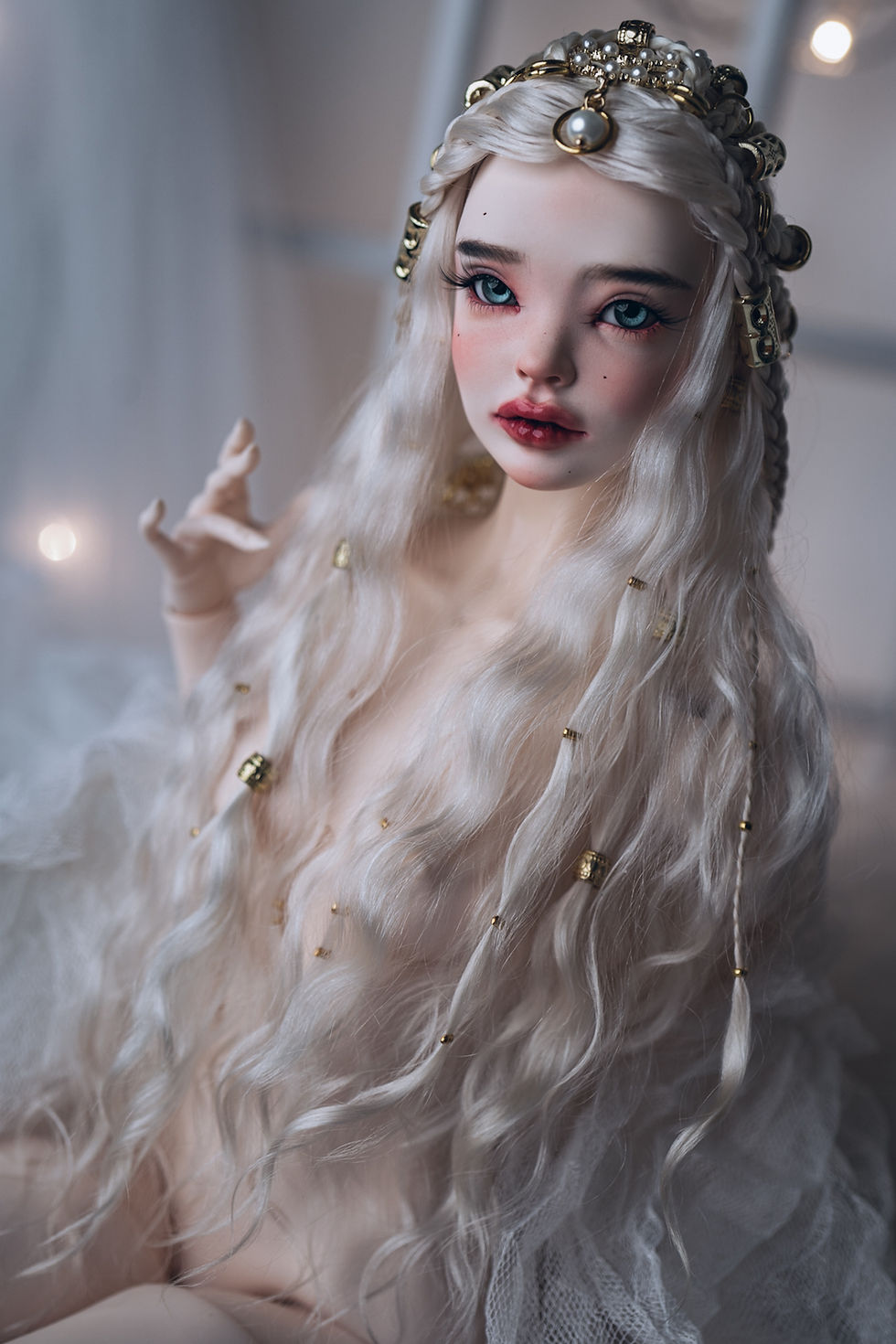 Thumbnail: Golden Lorelei