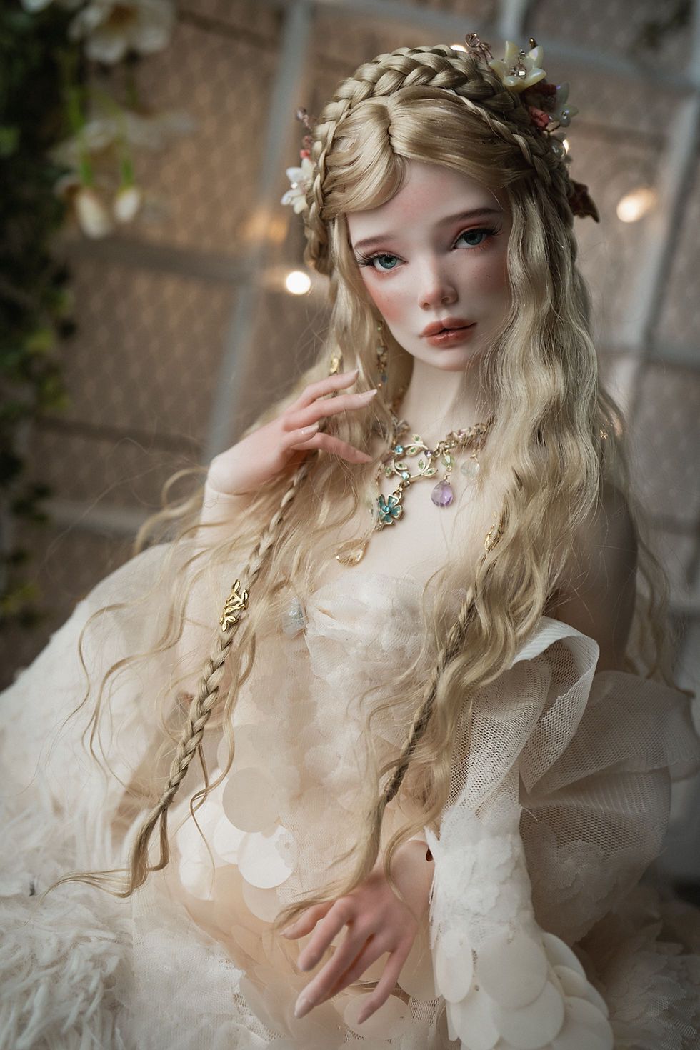 Thumbnail: Titania (8-9")