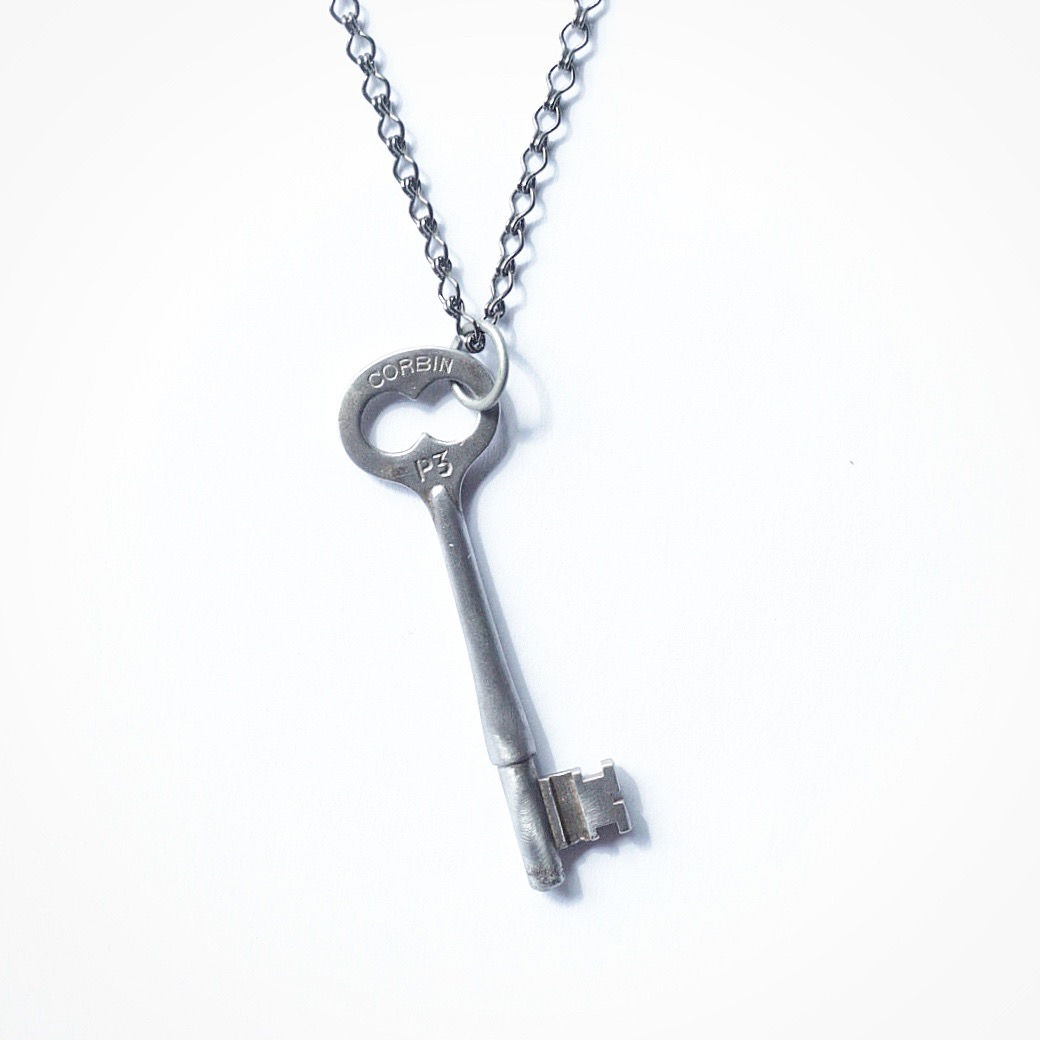 “P3” skeleton key necklace
