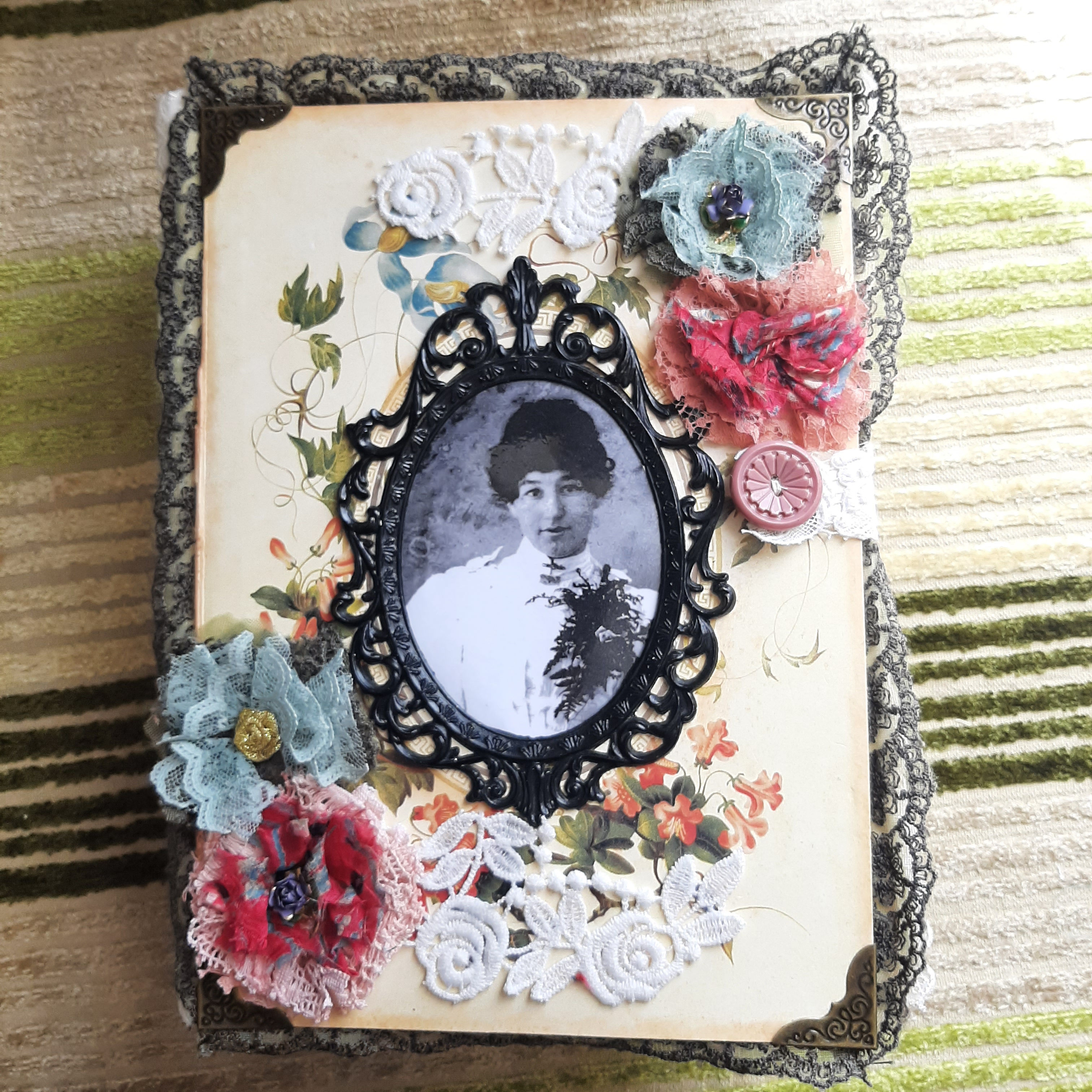 Romance of a Rose 🌹