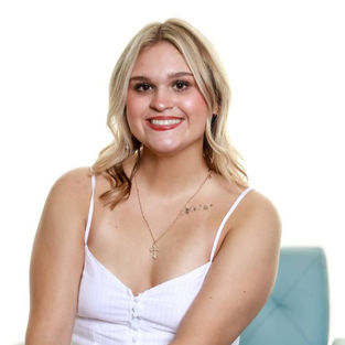 Emma M. Headshot
