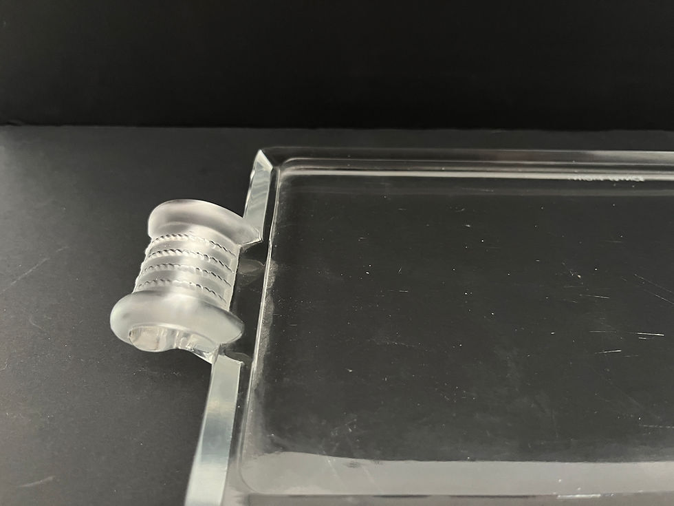 Thumbnail: Plateau Lalique en cristal