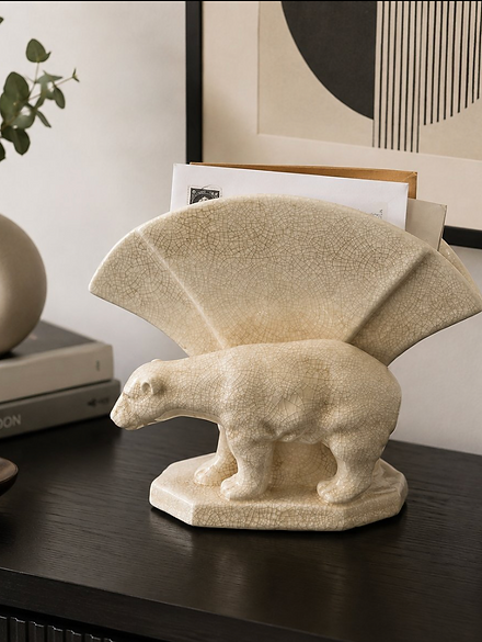 ( Enchère en cours) L&V Céram - Dans le style de François Pompon - H. 18,5 x L. 23 cm - Sculpture, L & V Ceram – Porte-courrier "Ours polaire" – Céramique craquelée – France – vers 1950-1970 - 18.5 cm - Faience