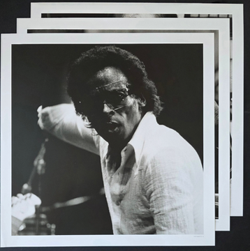 3 photographies de Miles Davis par Don Hunstein, tirages rares et épuisés - Miles davis recording "Kind of Blue" 1959 - "Miles portrait"