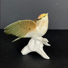 Karl Ens, Volkstedt - Karl Ens ( 1802-1865) - Sculpture, Oiseau "Roitelet huppé" - 9.5 cm - Porcelaine