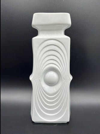 Royal Porzellan Bavaria - KPM (Königliche Porzellan-Manufaktur) - Vase - Modèle 790/22 à décor cinétique émaillé brillant - Op Art - Allemagne, Vers 1960-70 - H. 22,3 cm - Porcelaine véritable (Hartporzellan) - Signé