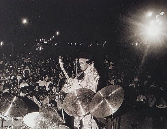 Barrie Wentzell - "Jimi on Stage 1969”-Tirage gélatino-bromure d'argent- Certificat d'authenticité (COA) Lumas