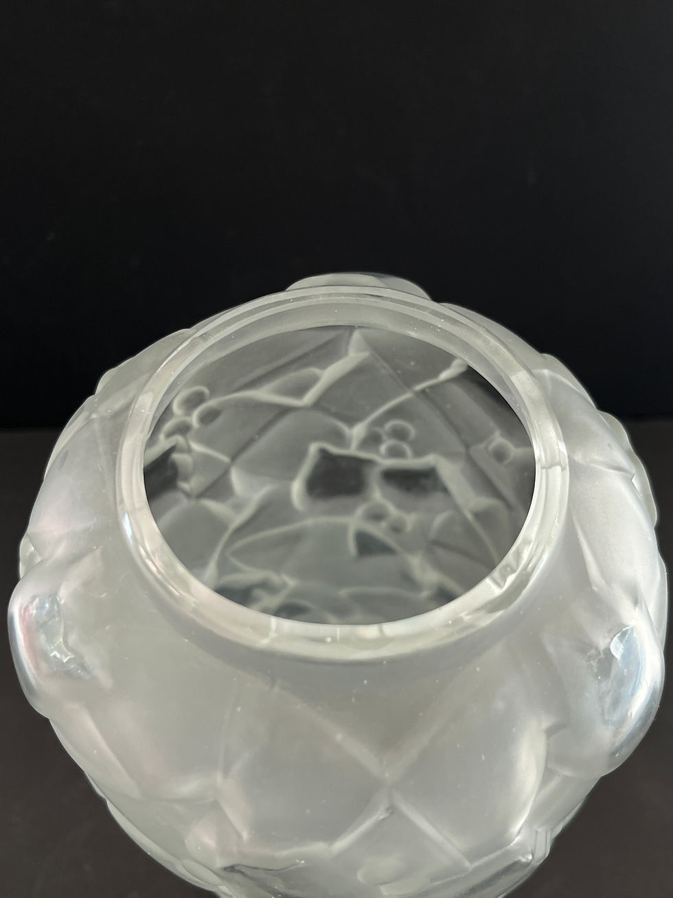 Thumbnail: Hunebelle /Magnifique et rare vase  modèle "CAMPANULES"