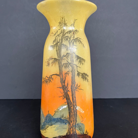 Legras & Cie. - François-Théodore Legras, (1839-1916) - Vase - « Modèle « Thionville » a décor de paysage lacustre et enneigé - Verre émaillé gravé à l’acide