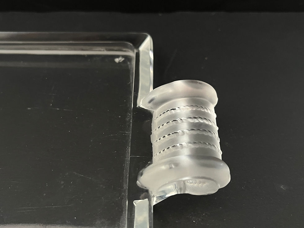Thumbnail: Plateau Lalique en cristal