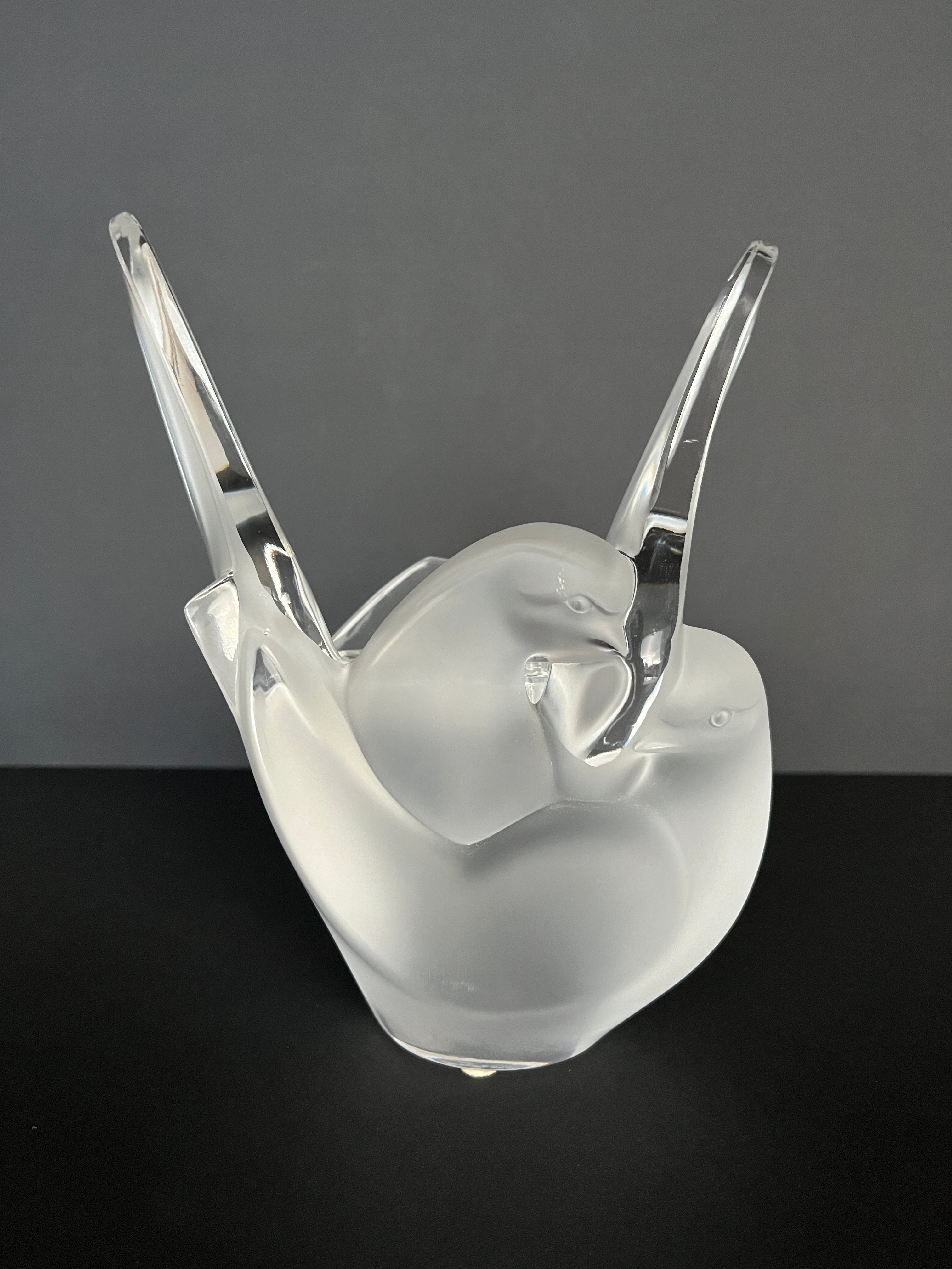 Vase / Pique-Fleurs Lalique modèle " Sylvie"