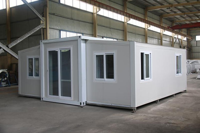 expandable house 11