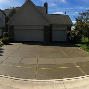 Residential concrete driveway | CR-Menn Concrete | Fremont, Nebraska