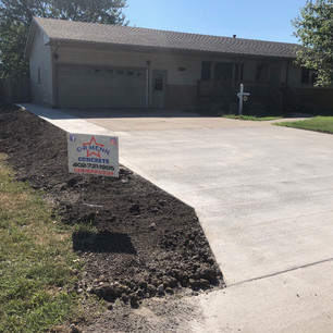Residential concrete driveway | CR-Menn Concrete | Fremont, Nebraska