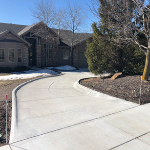 Residential concrete driveway | CR-Menn Concrete | Fremont, Nebraska